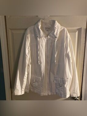 Studio Works White Zip-Front Utility Jacket Women’s Size 2X